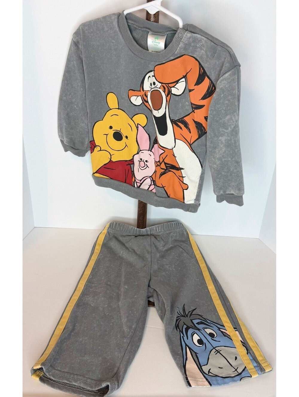 Winnie the Pooh Baby Long Sleeves Graphic Crewneck Tee With Matching Pants 18M